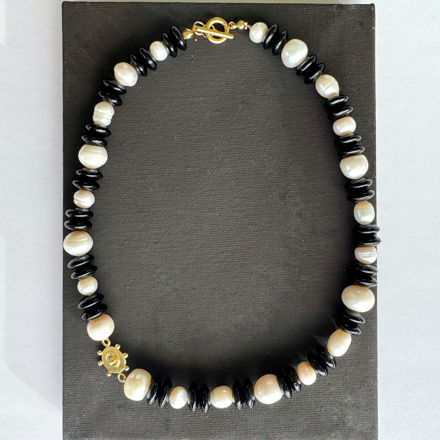 COLLAR SOL DE MEDIA NOCHE