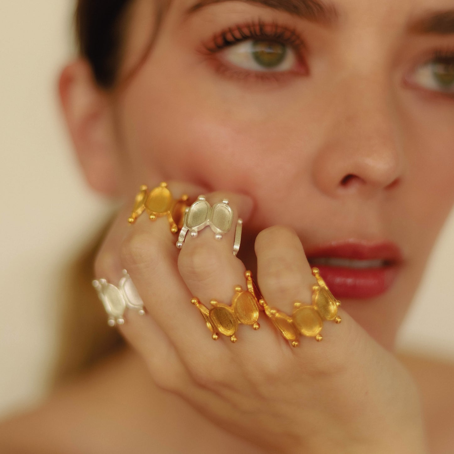 EARCUFF/ANILLO BANANTHIA SILVER