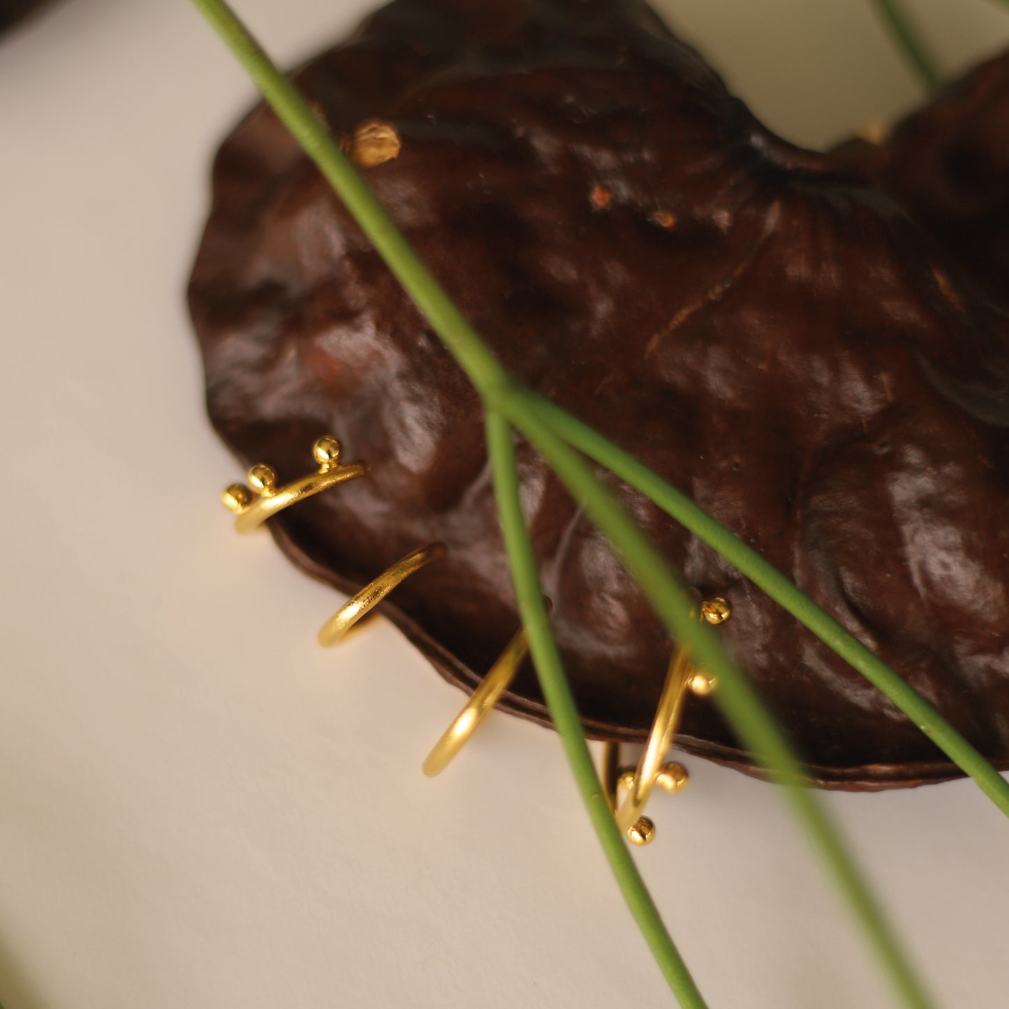 EARCUFF PALMELIA GOLD